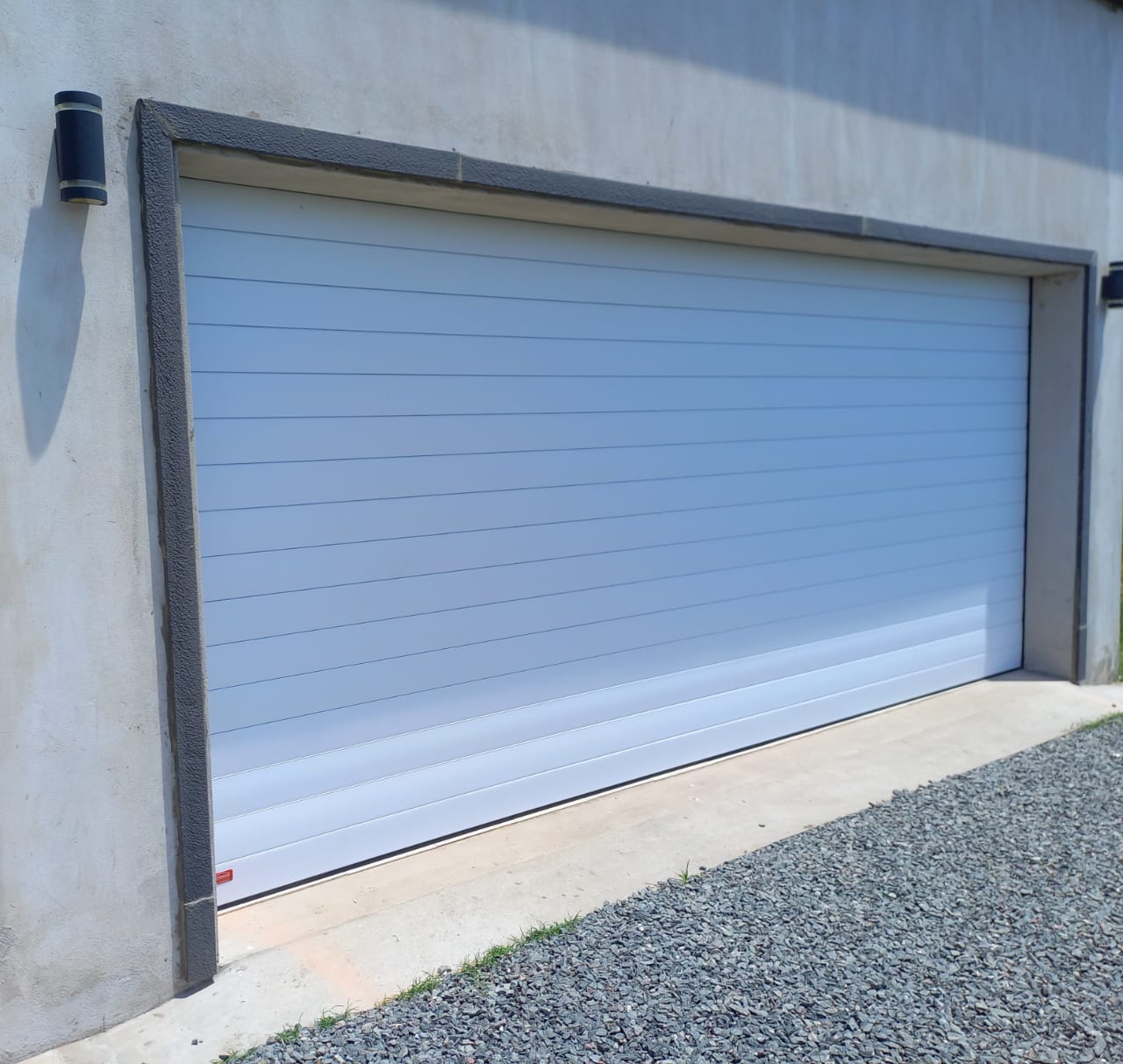 Compactos y Portones Enrollables